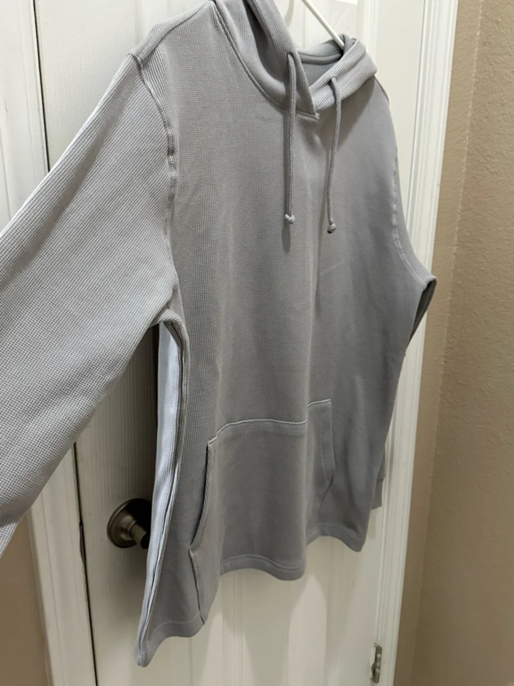 The North Face waffle-knit thermal hoodie size Large gray